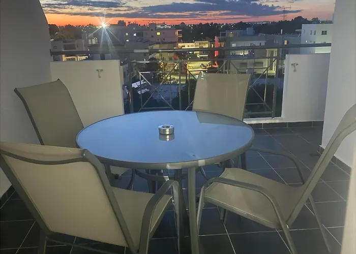 Elegant 2Br Apartment- La Vie Royale